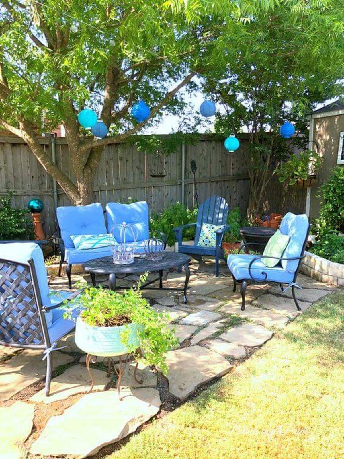 Green and Blue Color For A Natural Seating