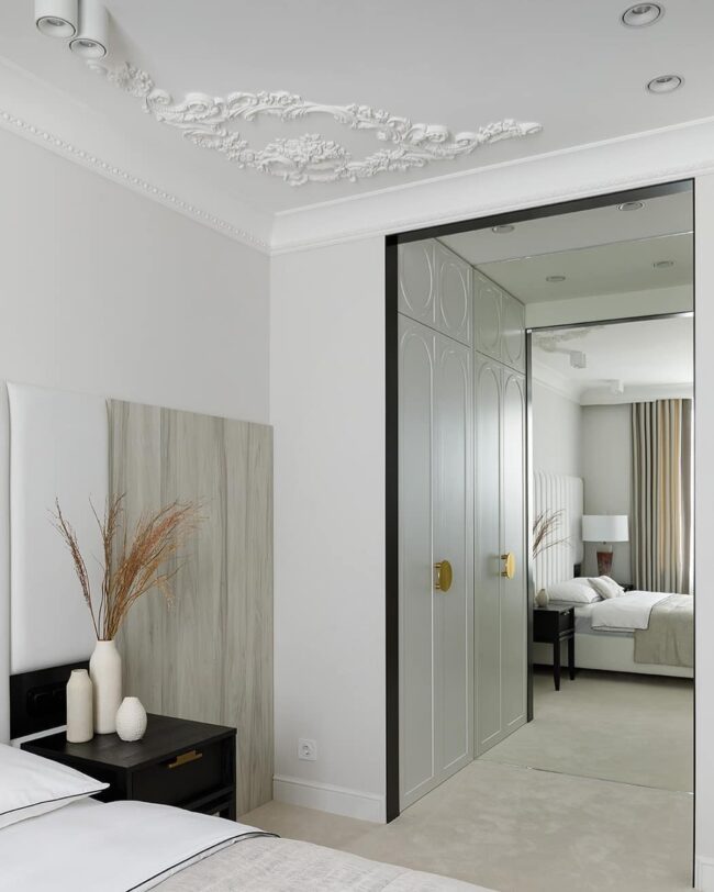 Chic Style Embraces Luxury