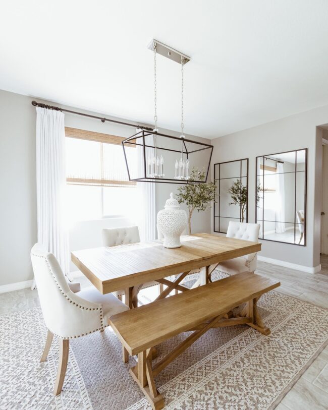 Airy Dining Rooms with Rustic Simplicity