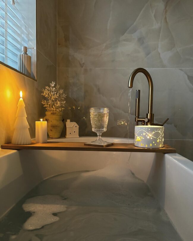 Cozy Candlelit Bathroom Vibes